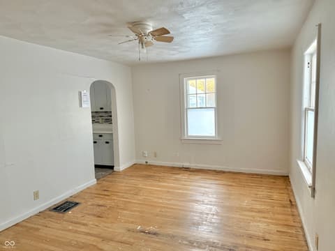 Photo of 2405 E 3rd Street, Anderson, IN