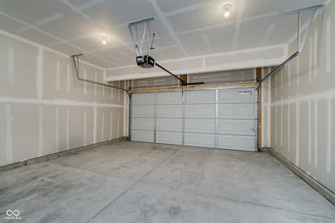 Garage at 7294 Shroyer Way, Noblesville, IN