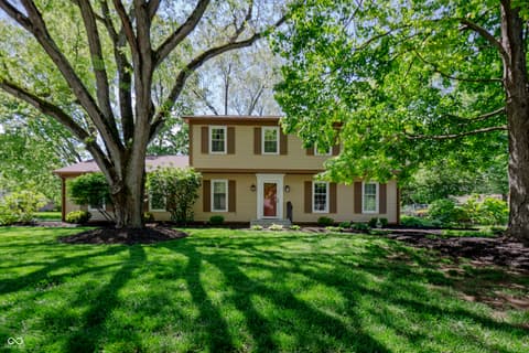 10214 E Lakeshore Drive