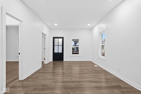 Foyer at 410 S Hamilton Avenue, Indianapolis, IN