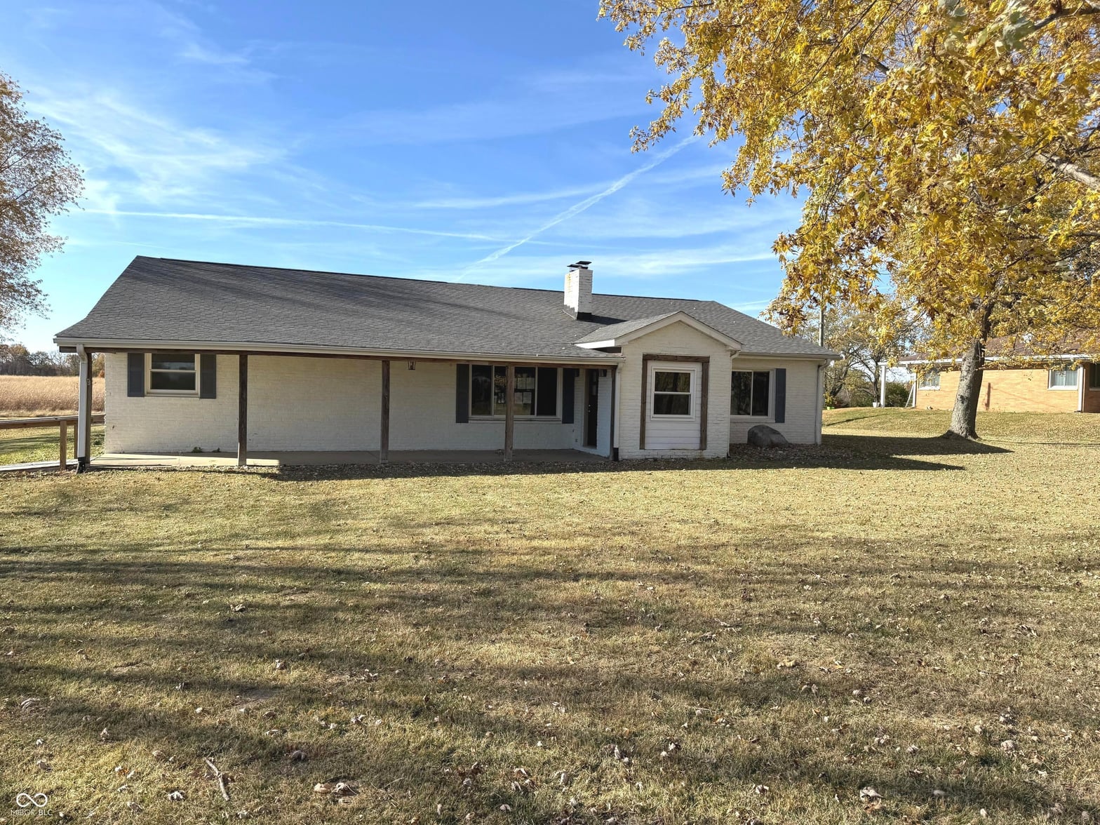 Front exterior at 2945 N 275 E, Crawfordsville, IN