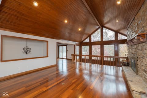 Living room at 8649 Bay Colony Drive, Indianapolis, IN