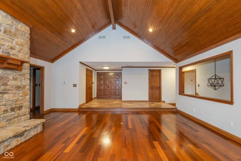 Living room at 8649 Bay Colony Drive, Indianapolis, IN