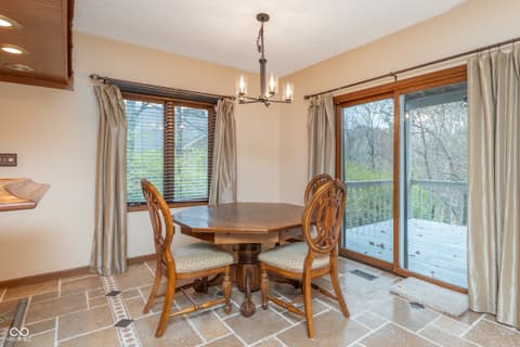 Bar — 8649 Bay Colony Drive, Indianapolis, IN