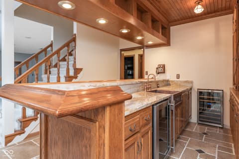 Bar — 8649 Bay Colony Drive, Indianapolis, IN