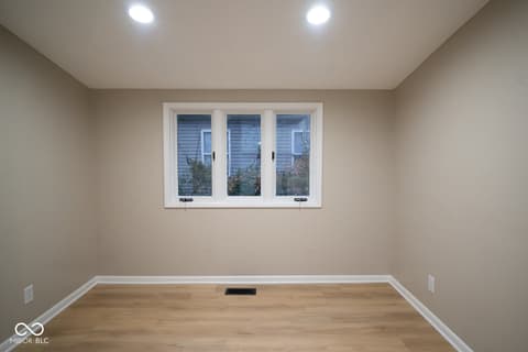 Dining room at 601 S Ohio Street, Martinsville, IN