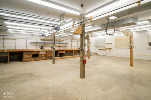 Garage at 601 S Ohio Street, Martinsville, IN