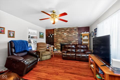 Family room at 6139 Norwaldo Avenue, Indianapolis, IN