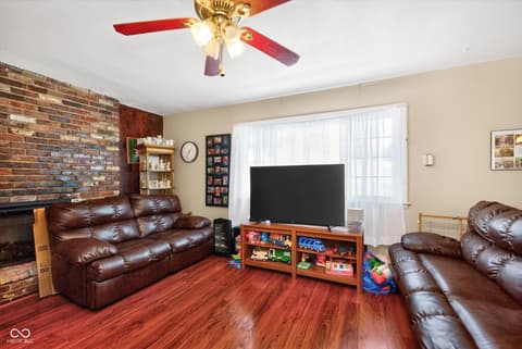 Family room at 6139 Norwaldo Avenue, Indianapolis, IN