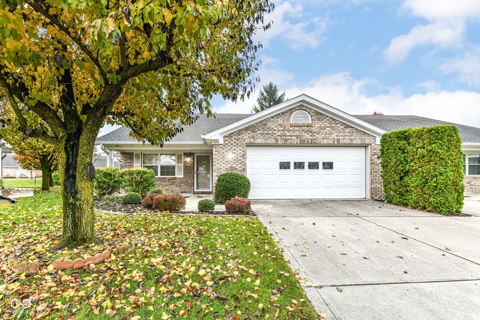Photo of 8214 Bentley Farms Drive, Indianapolis, IN