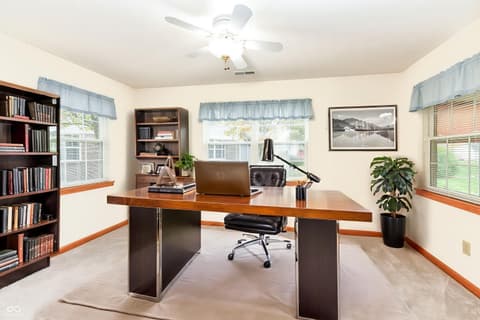 Photo of 8214 Bentley Farms Drive, Indianapolis, IN