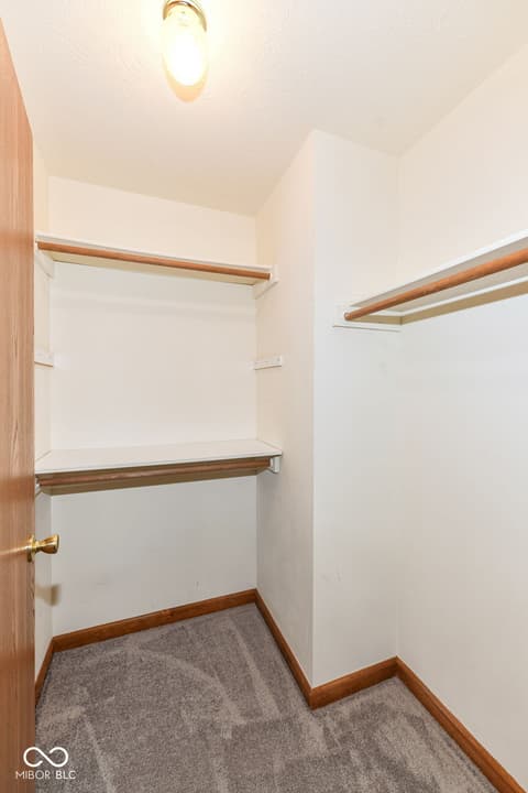 Photo of 8214 Bentley Farms Drive, Indianapolis, IN