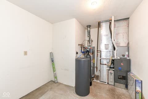 Photo of 8214 Bentley Farms Drive, Indianapolis, IN