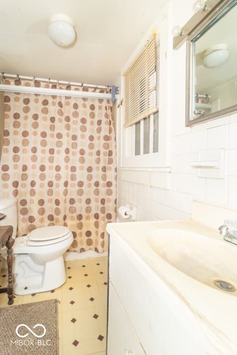 Photo of 1727 Plum Street, New Castle, IN