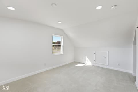 Bonus room at 4991 E Main Street, Carmel, IN