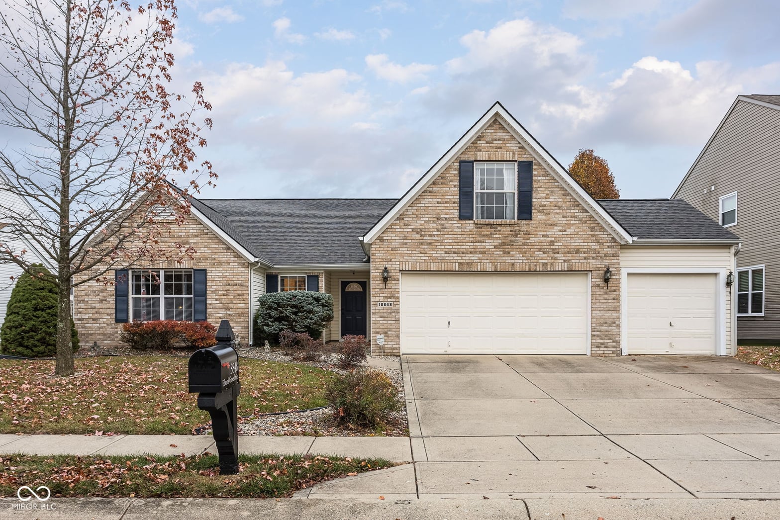 Photo of 18848 Edwards Grove Drive, Noblesville, IN