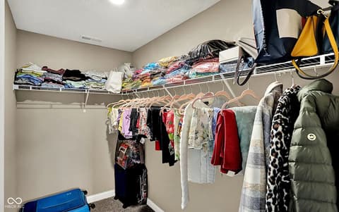 Walk In Closets — 4946 HARRIS PL N, Greenwood, IN