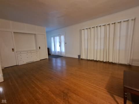 Living room at 617 E 37th Street, Indianapolis, IN
