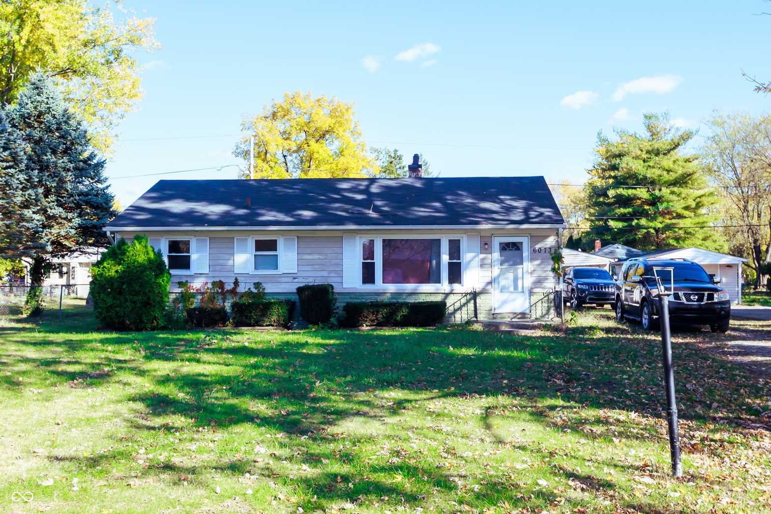 Front exterior at 6073 Knollton Road, Indianapolis, IN