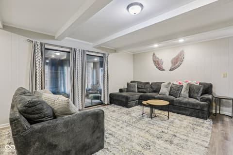 Living room at 1641 Hillcrest Avenue, Anderson, IN
