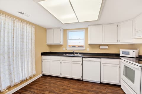Photo of 7538 Castleton Farms North Drive, Indianapolis, IN