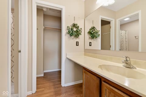 Photo of 7538 Castleton Farms North Drive, Indianapolis, IN