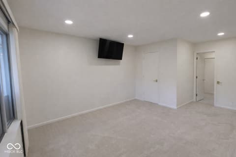 Bonus room at 586 Hunters Drive, Carmel, IN
