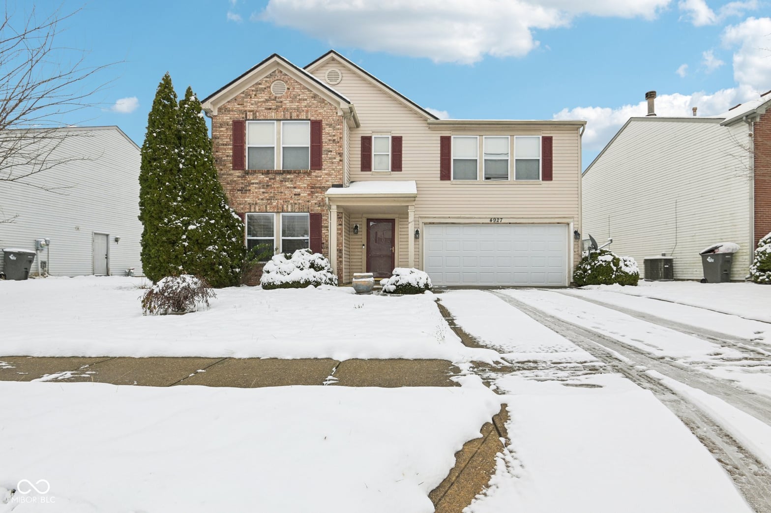 Front exterior at 4927 Flame Way, Indianapolis, IN