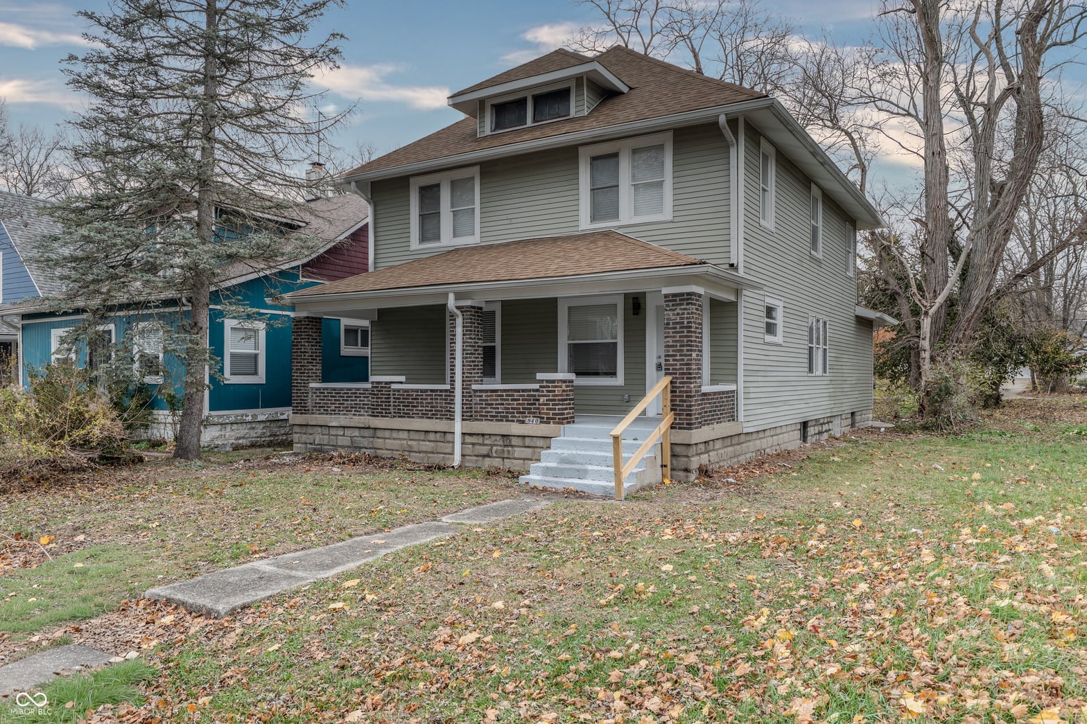 Front exterior at 940 W 34th Street, Indianapolis, IN