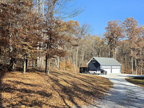 Photo of 4763 N Nature Hills Lane, Martinsville, IN