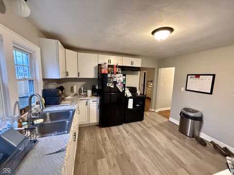 Photo of 806 S 17th Street, Elwood, IN