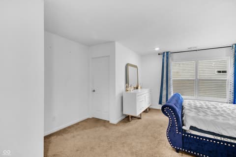 Photo of 4418 Ashworth Lane, Columbus, IN