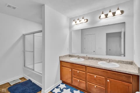 Photo of 4418 Ashworth Lane, Columbus, IN