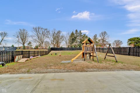 Photo of 4418 Ashworth Lane, Columbus, IN