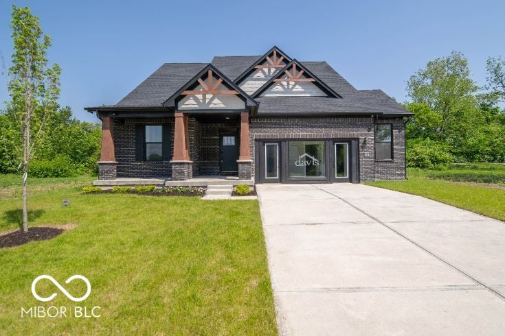 Front exterior at 6416 Enclave Boulevard, Whitestown, IN