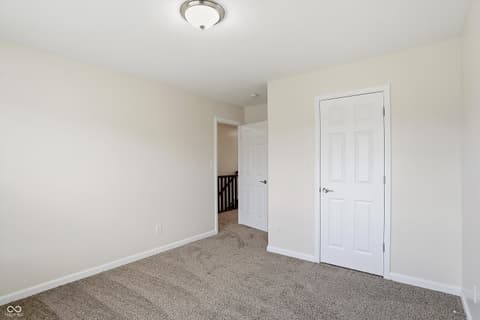 Photo of 275 Entrance Hall View, Greenwood, IN