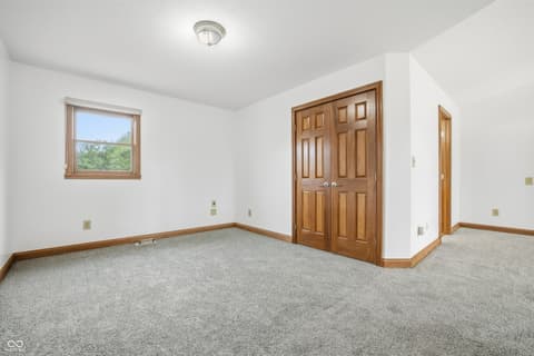 Photo of 404 Tara Circle, Greenwood, IN