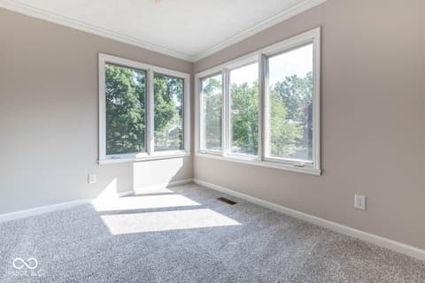 Photo of 9416 S Harbour Pointe Drive, Bloomington, IN