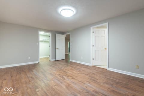 Photo of 9416 S Harbour Pointe Drive, Bloomington, IN