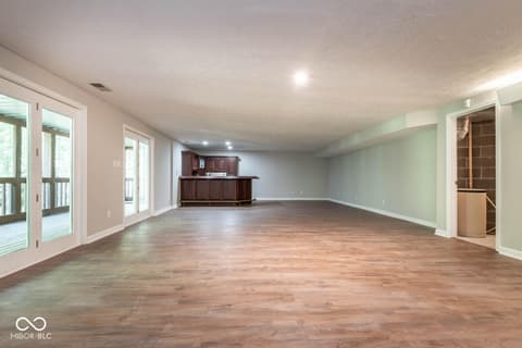 Photo of 9416 S Harbour Pointe Drive, Bloomington, IN