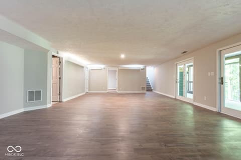 Photo of 9416 S Harbour Pointe Drive, Bloomington, IN