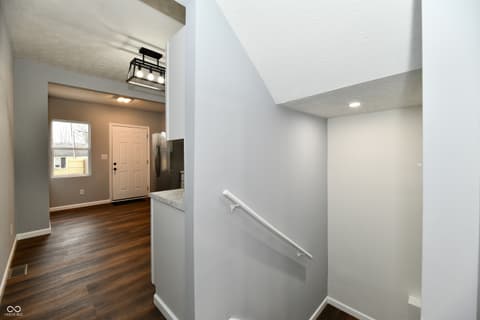 Photo of 910 E Morris Street, Indianapolis, IN