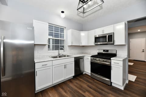 Photo of 910 E Morris Street, Indianapolis, IN