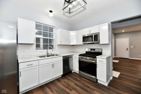 Photo of 910 E Morris Street, Indianapolis, IN