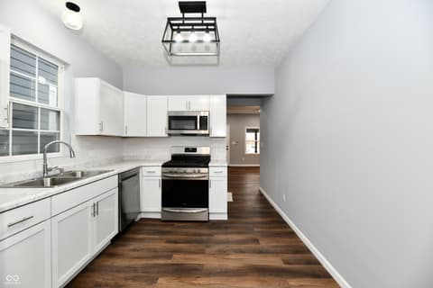 Photo of 910 E Morris Street, Indianapolis, IN