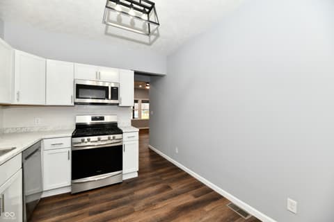 Photo of 910 E Morris Street, Indianapolis, IN