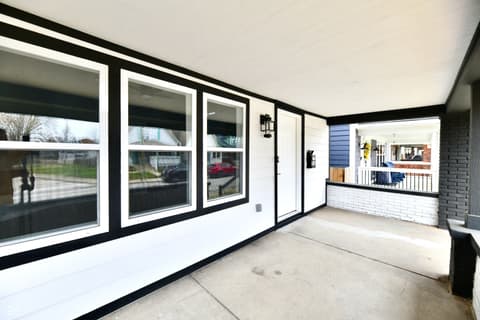 Photo of 910 E Morris Street, Indianapolis, IN