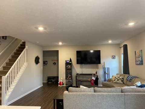 Living room at 833 Lando Creek Drive, Kokomo, IN