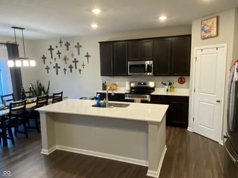 Kitchen at 833 Lando Creek Drive, Kokomo, IN