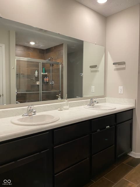 Primary bathroom at 833 Lando Creek Drive, Kokomo, IN